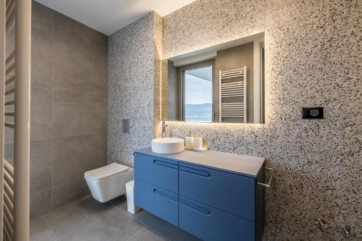 Luxe Stay By The Sea-Epic View Pool Slatine