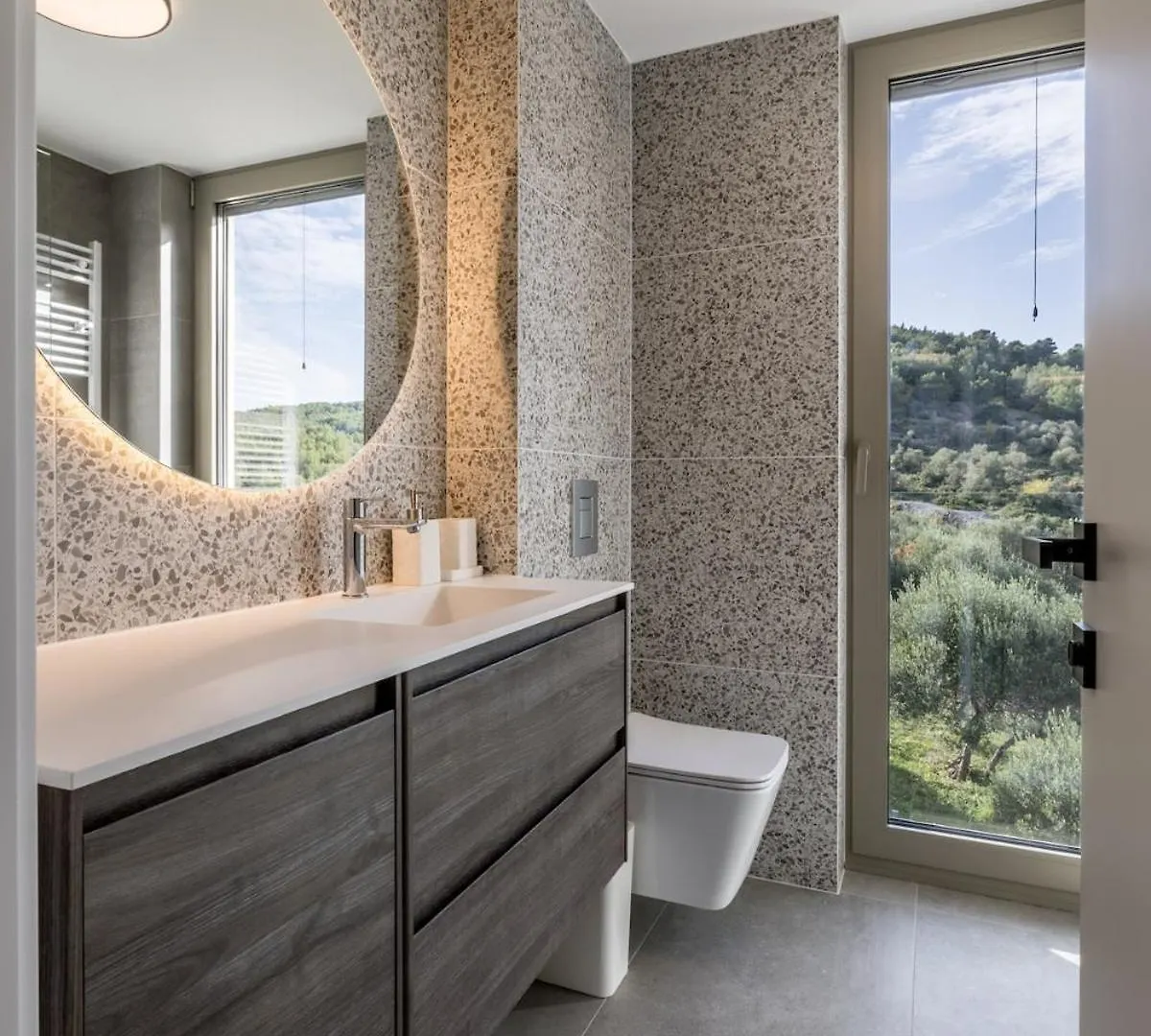 Villa Luxe Stay By The Sea-Epic View Pool Slatine Croatia