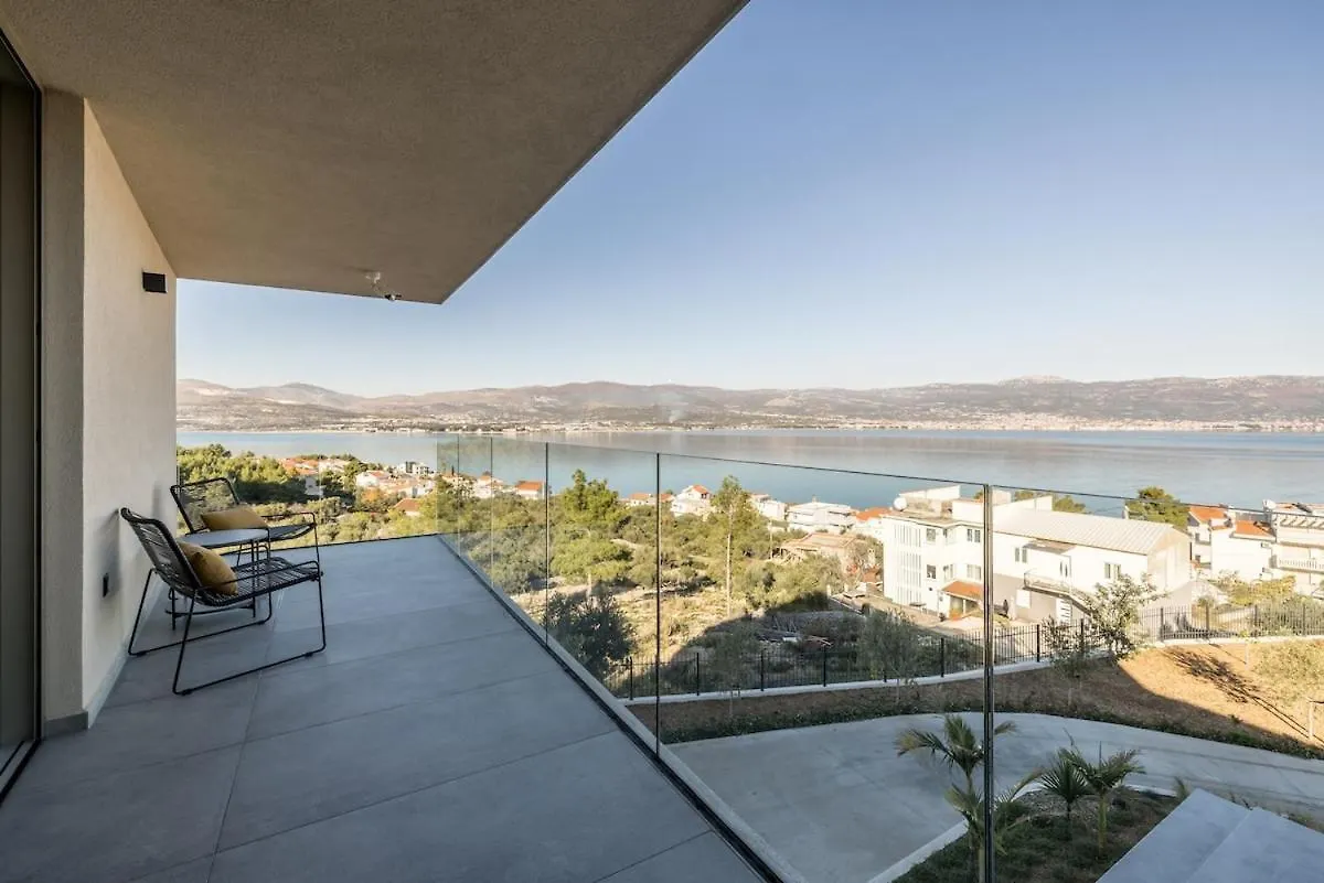 Luxe Stay By The Sea-Epic View Pool Slatine 0*,